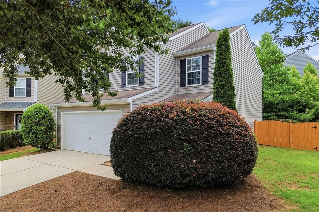 3 bedroom, 3 bathroom, 1,528 sq ft single family residence under contract at 2520 Sheldon Place, Cumming, GA 30040 — photo 3