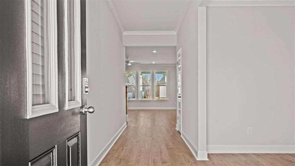 5 bedroom, 4 bathroom, 2,929 sq ft single family residence for sale at 65 Blufton Court, Senoia, GA 30276 — photo 2