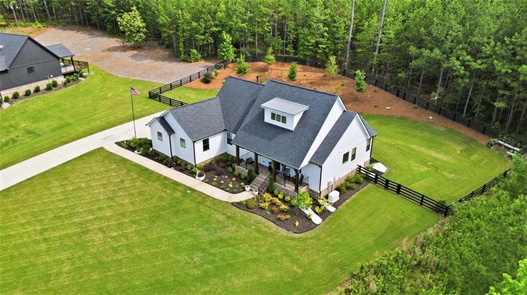 3 bedroom, 3 bathroom, 2,147 sq ft single family residence for sale at 499 London Road, Ball Ground, GA 30107 — photo 2