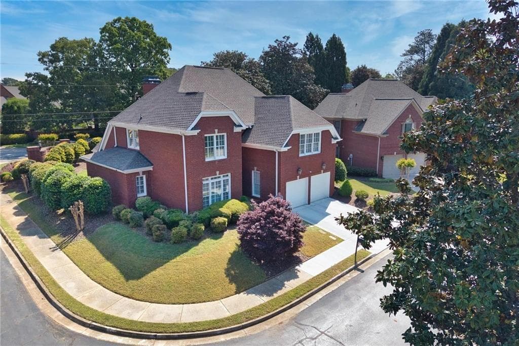 4 bedroom, 4 bathroom, 2,827 sq ft single family residence sold at 5249 Magnolia Walk Circle, Atlanta, GA 30338