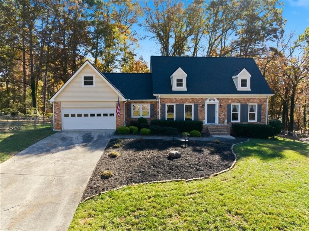 4 bedroom, 3 bathroom, 3,049 sq ft single family residence for sale at 2334 Pine Point Drive, Lawrenceville, GA 30043 — photo 3