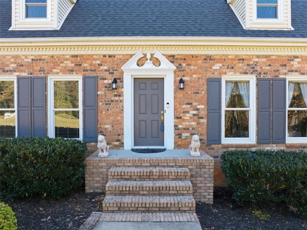 4 bedroom, 3 bathroom, 3,049 sq ft single family residence for sale at 2334 Pine Point Drive, Lawrenceville, GA 30043 — photo 5