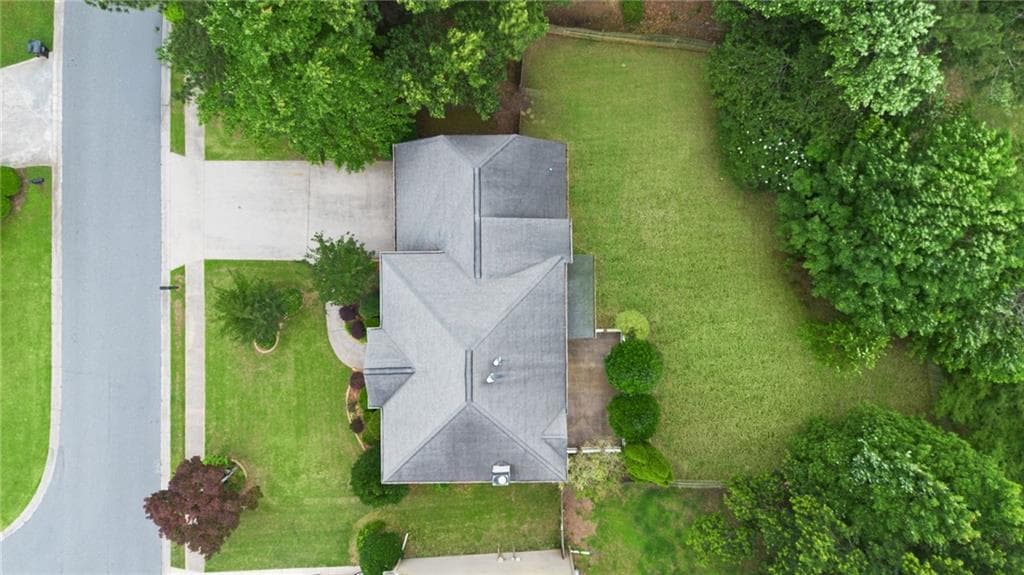 4 bedroom, 3 bathroom, 2,803 sq ft single family residence under contract at 5224 Camden Lake Parkway, Acworth, GA 30101 — photo 5