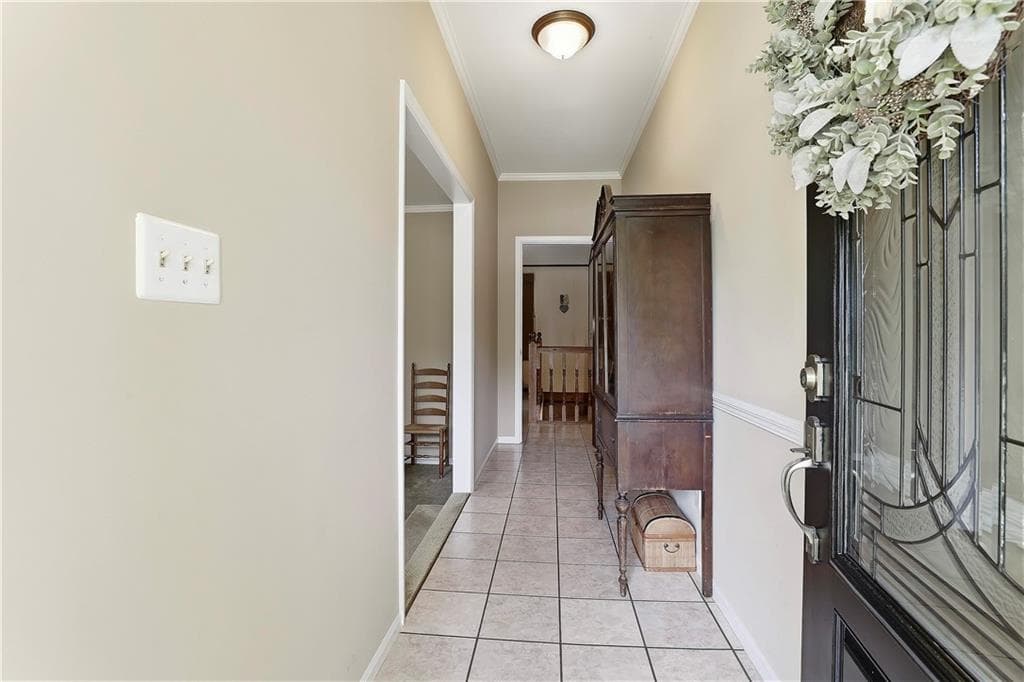 3 bedroom, 2 bathroom, 1,889 sq ft single family residence for sale at 6650 Corico Way, Fairburn, GA 30213 — photo 10