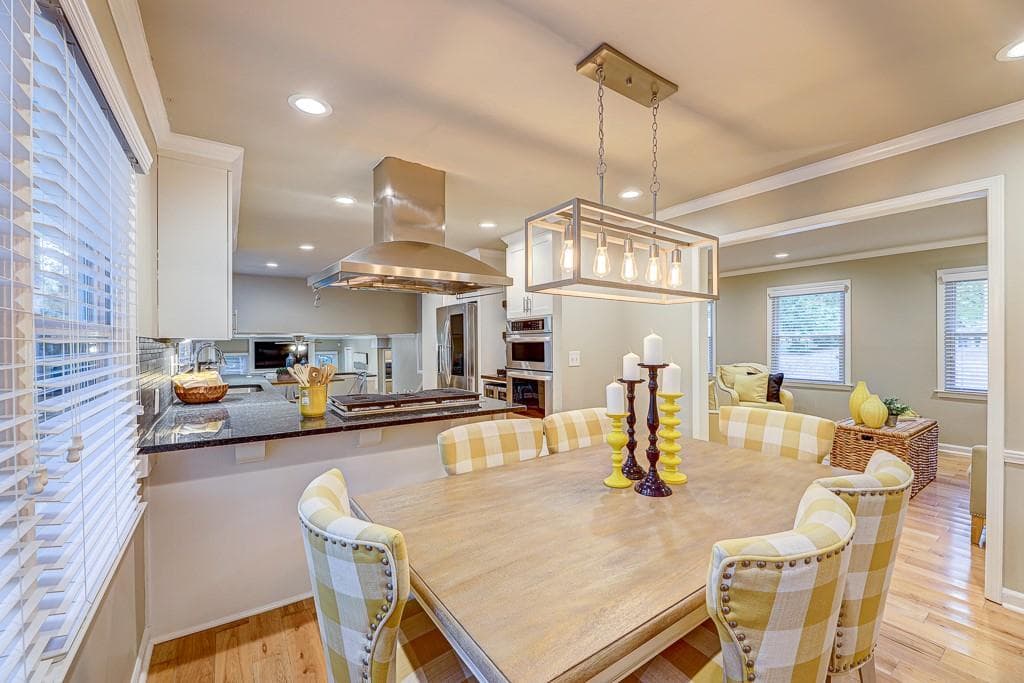 5 bedroom, 4 bathroom, 2,458 sq ft single family residence for rent at 1185 Lake Colony Drive, Marietta, GA 30068 for $4,000 a month — photo 6