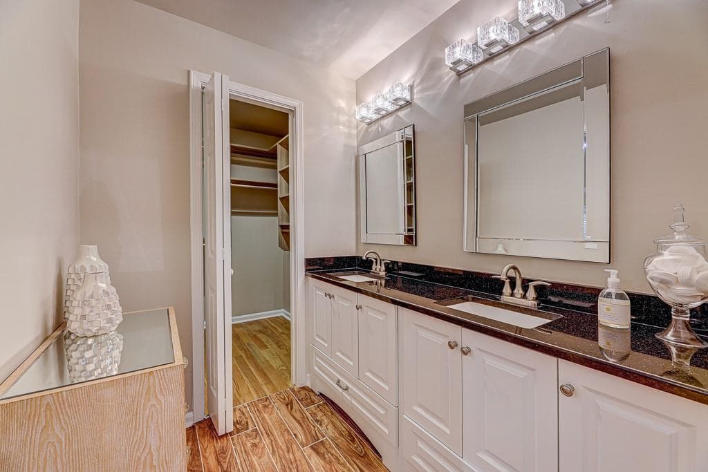 5 bedroom, 4 bathroom, 2,458 sq ft single family residence for rent at 1185 Lake Colony Drive, Marietta, GA 30068 for $4,000 a month — photo 9