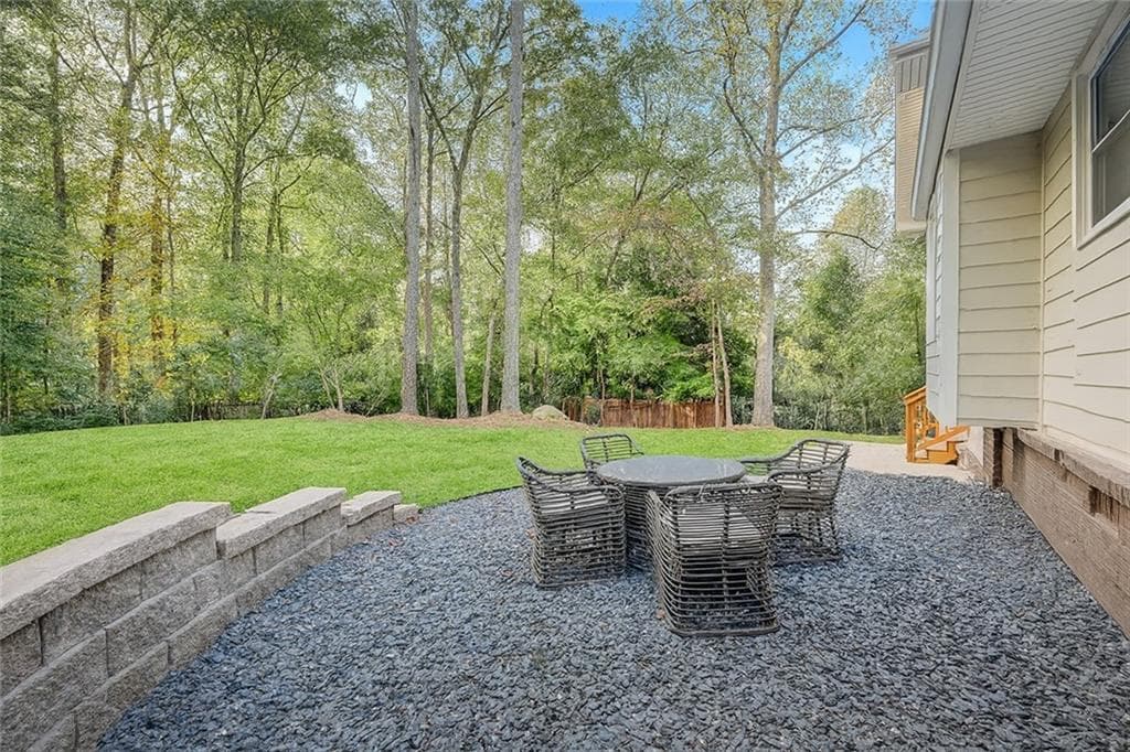 5 bedroom, 4 bathroom, 2,458 sq ft single family residence for rent at 1185 Lake Colony Drive, Marietta, GA 30068 for $4,000 a month — photo 10