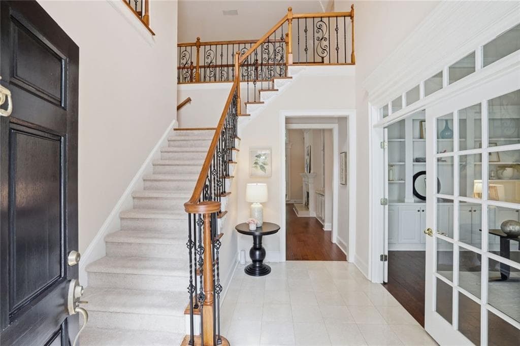 4 bedroom, 3 bathroom, 3,937 sq ft single family residence for sale at 750 Combee Way, Roswell, GA 30076 — photo 5