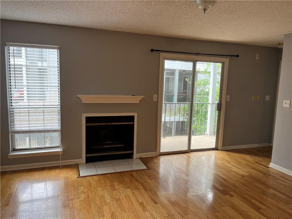 2 bedroom, 2 bathroom condominium for rent at 612 Granville Court, Atlanta, GA 30328 for $1,750 a month — photo 5