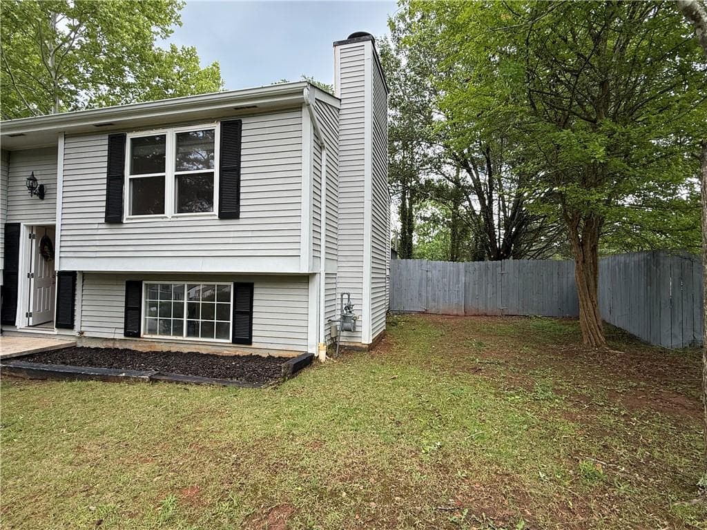 3 bedroom, 3 bathroom, 1,094 sq ft single family residence for rent at 10415 Plantation Bridge Drive, Alpharetta, GA 30022 for $2,400 a month — photo 4