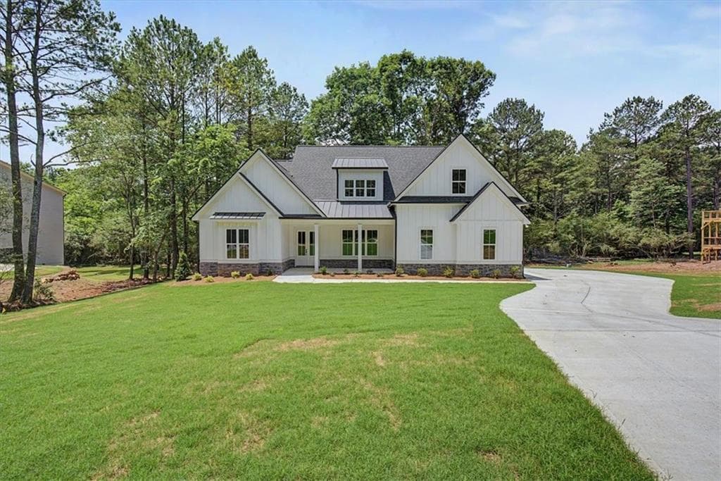 5 bedroom, 4 bathroom, 2,570 sq ft single family residence for sale at 26 Rushden Way, Rome, GA 30161 — photo 2