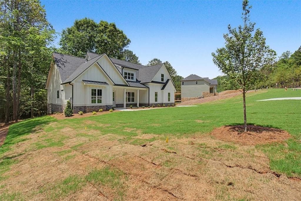 5 bedroom, 4 bathroom, 2,570 sq ft single family residence for sale at 26 Rushden Way, Rome, GA 30161 — photo 4