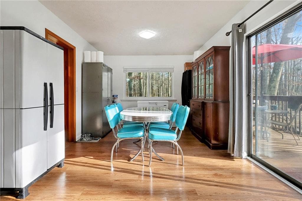 3 bedroom, 2 bathroom, 1,834 sq ft single family residence for sale at 134 Hidden Valley Road, Fayetteville, GA 30214 — photo 10