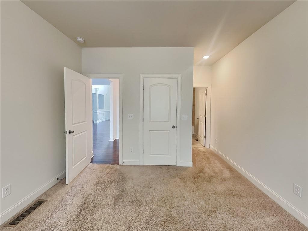 5 bedroom, 5 bathroom, 5,032 sq ft single family residence for rent at 85 Lotus Lane, Covington, GA 30016 for $4,500 a month — photo 10