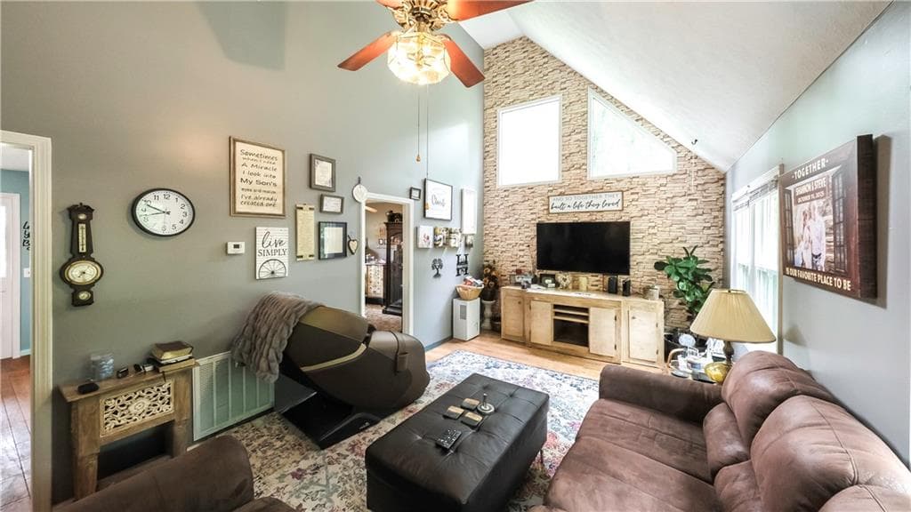 3 bedroom, 2 bathroom, 1,896 sq ft single family residence for sale at 9 Acorn Trail, Bremen, GA 30110 — photo 4