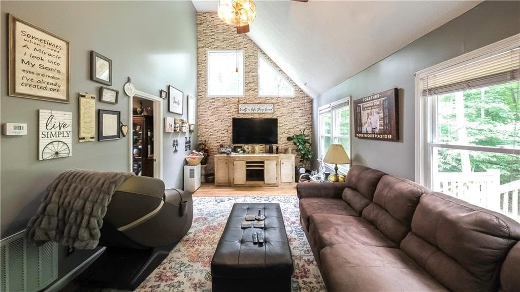 3 bedroom, 2 bathroom, 1,896 sq ft single family residence for sale at 9 Acorn Trail, Bremen, GA 30110 — photo 6