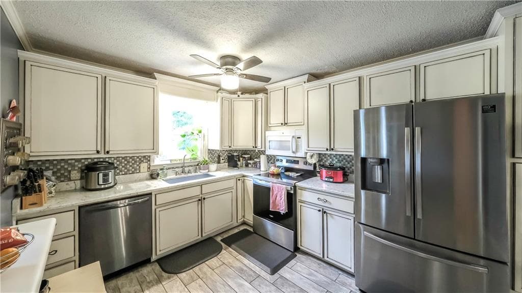 3 bedroom, 2 bathroom, 1,896 sq ft single family residence for sale at 9 Acorn Trail, Bremen, GA 30110 — photo 9