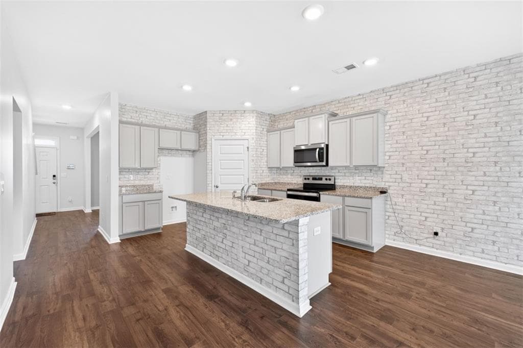 5 bedroom, 4 bathroom, 2,945 sq ft single family residence for sale at 188 Canyon Ferry Way, Hoschton, GA 30548 — photo 9