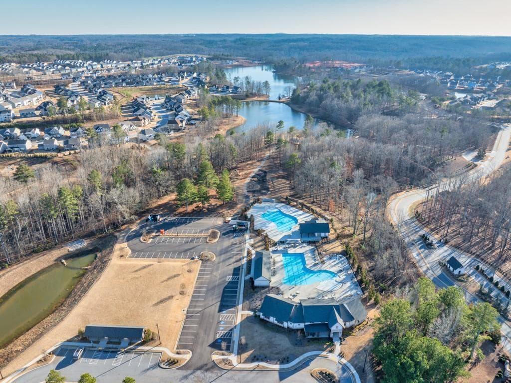 5 bedroom, 4 bathroom, 2,945 sq ft single family residence for sale at 188 Canyon Ferry Way, Hoschton, GA 30548 — photo 3