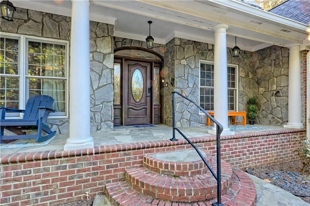 7 bedroom, 6 bathroom, 5,500 sq ft single family residence for sale at 280 Wilfar Strasse, Helen, GA 30545 — photo 7