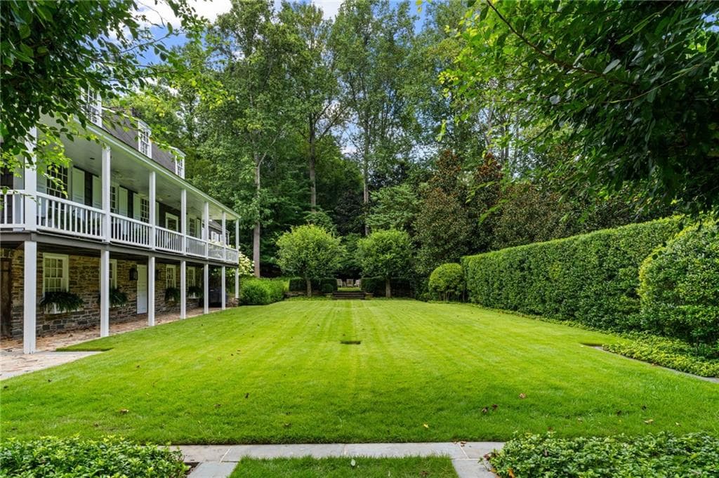 5 bedroom, 5 bathroom single family residence for sale at 1727 W Paces Ferry Road, Atlanta, GA 30327 — photo 8