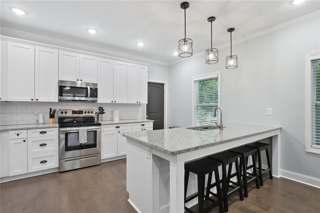 4 bedroom, 4 bathroom, 2,322 sq ft single family residence for sale at 257 Birch Street, Atlanta, GA 30354 — photo 8