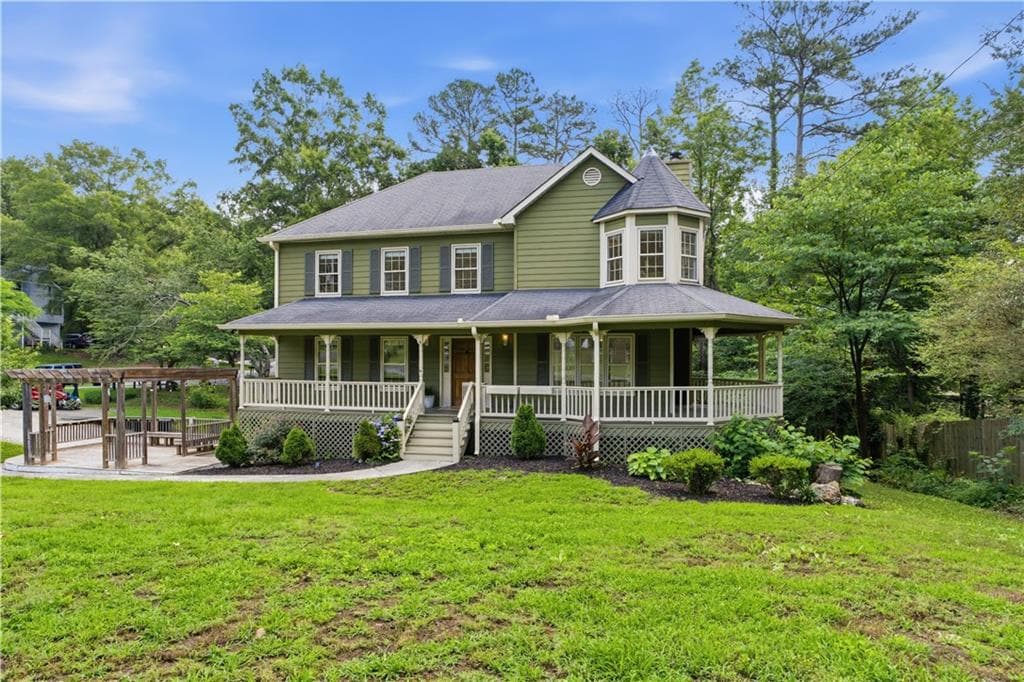 4 bedroom, 3 bathroom, 1,687 sq ft single family residence for sale at 10 Bramblewood Way, Cartersville, GA 30120
