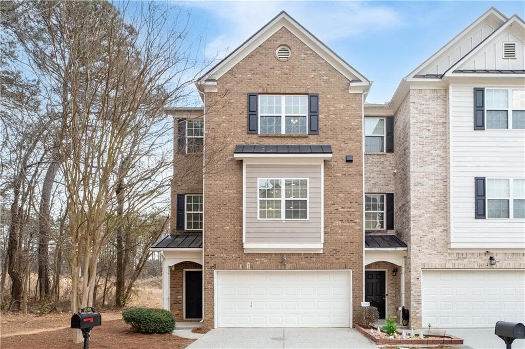 4 bedroom, 4 bathroom, 2,352 sq ft condominium sold at 2100 Tidal Cove, Lawrenceville, GA 30043