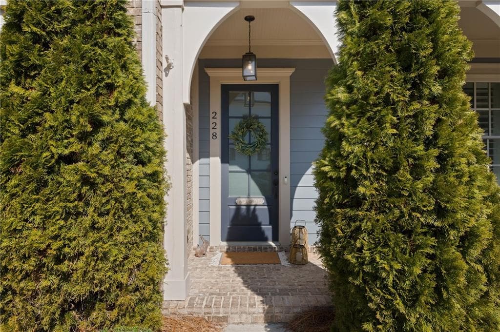4 bedroom, 4 bathroom, 3,135 sq ft townhouse for sale at 228 Dawson Drive, Woodstock, GA 30188 — photo 2