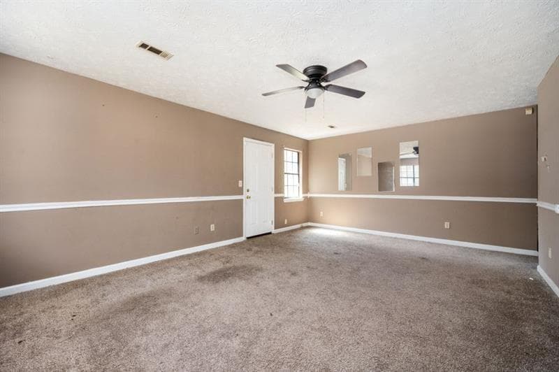 3 bedroom, 2 bathroom, 1,120 sq ft single family residence for sale at 6347 Steepleridge Court, Riverdale, GA 30296 — photo 4