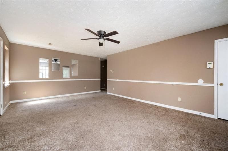 3 bedroom, 2 bathroom, 1,120 sq ft single family residence for sale at 6347 Steepleridge Court, Riverdale, GA 30296 — photo 5