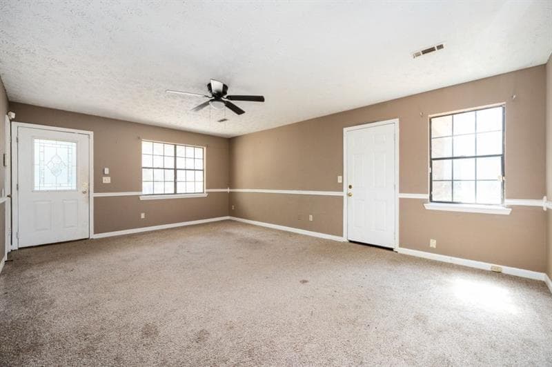 3 bedroom, 2 bathroom, 1,120 sq ft single family residence for sale at 6347 Steepleridge Court, Riverdale, GA 30296 — photo 6