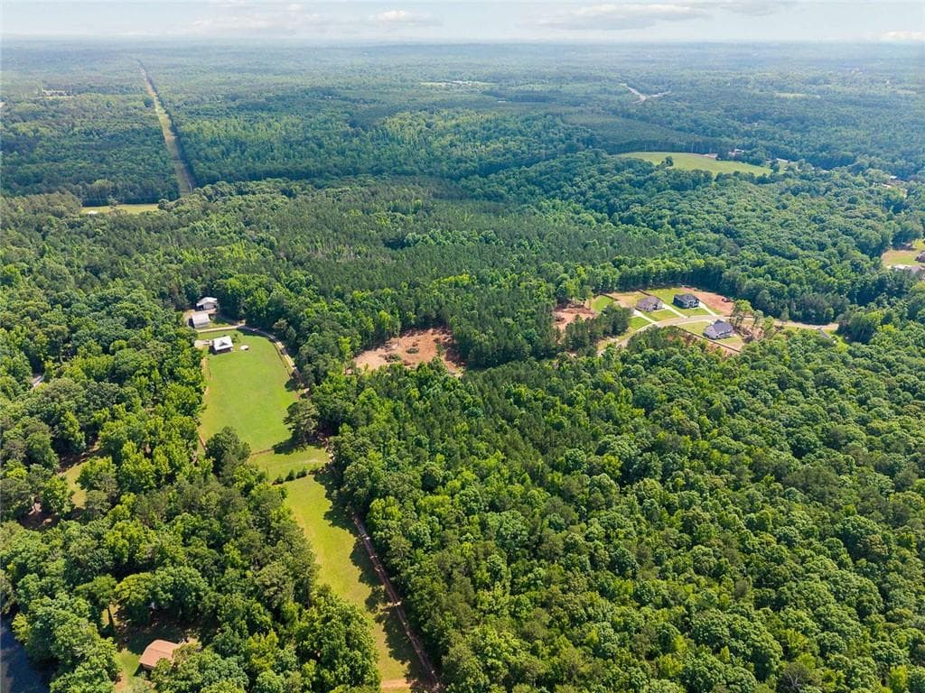 single family residence for sale at 1025 Queens Bridge Way, Griffin, GA 30223 — photo 6