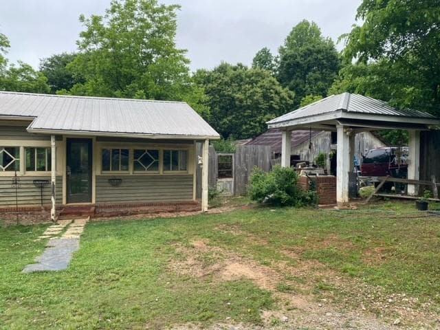 3 bedroom, 2,206 sq ft single family residence for sale at 655 Cox Road, Roswell, GA 30075 — photo 4