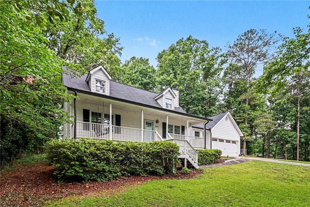 3 bedroom, 2 bathroom, 1,873 sq ft single family residence under contract at 806 Valley Run Drive, Bremen, GA 30110 — photo 3