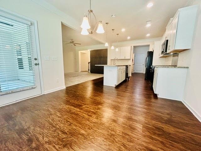 4 bedroom, 3 bathroom, 2,321 sq ft single family residence under contract at 294 Orange Circle, Dawsonville, GA 30534 — photo 8