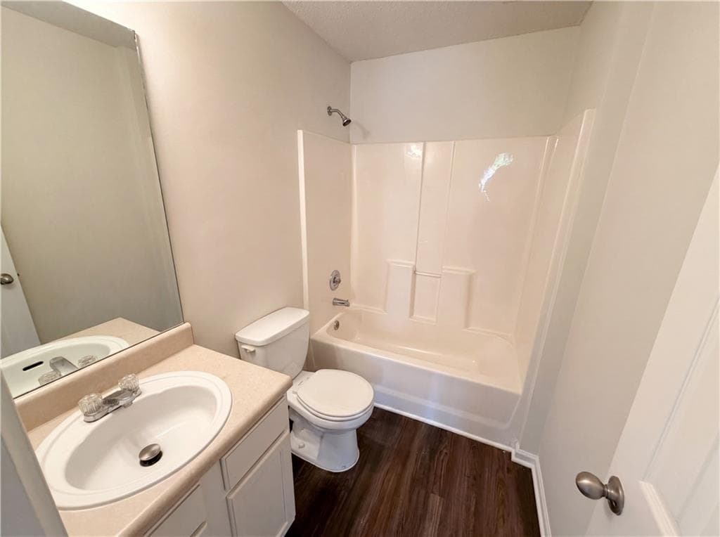 4 bedroom, 3 bathroom, 3,263 sq ft single family residence for sale at 108 Legend Creek Drive, Canton, GA 30114 — photo 10