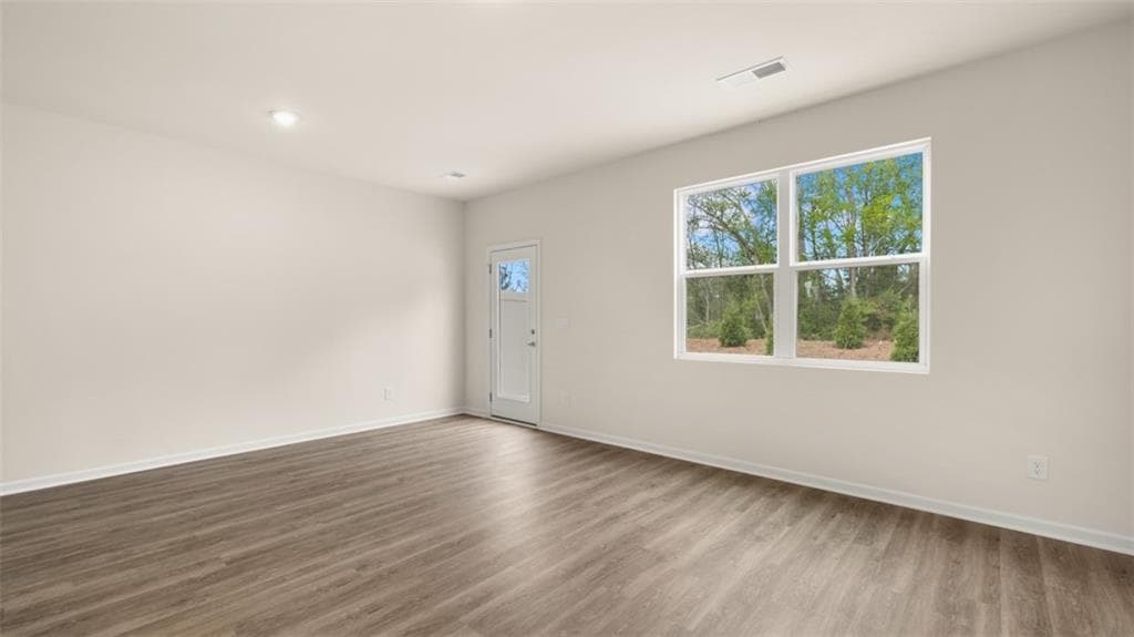 3 bedroom, 3 bathroom, 1,475 sq ft townhouse under contract at 2054 Crossing Rd, Stone Mountain, GA 30088 — photo 10