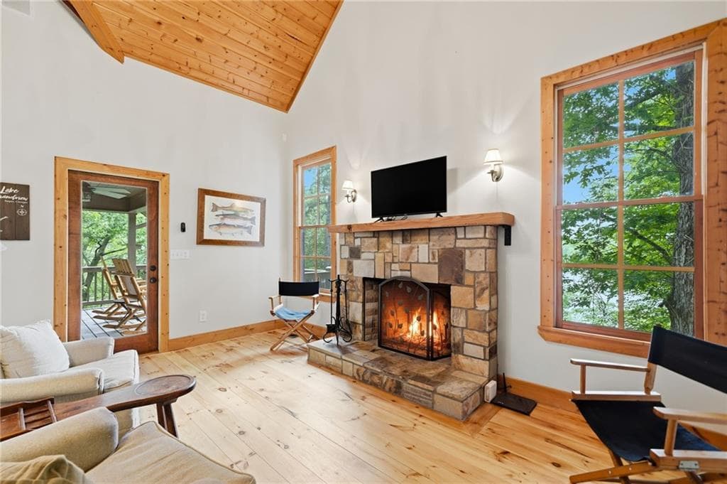 2 bedroom, 2 bathroom, 1,861 sq ft single family residence for sale at 285 Lakeview Road, Jasper, GA 30143 — photo 6