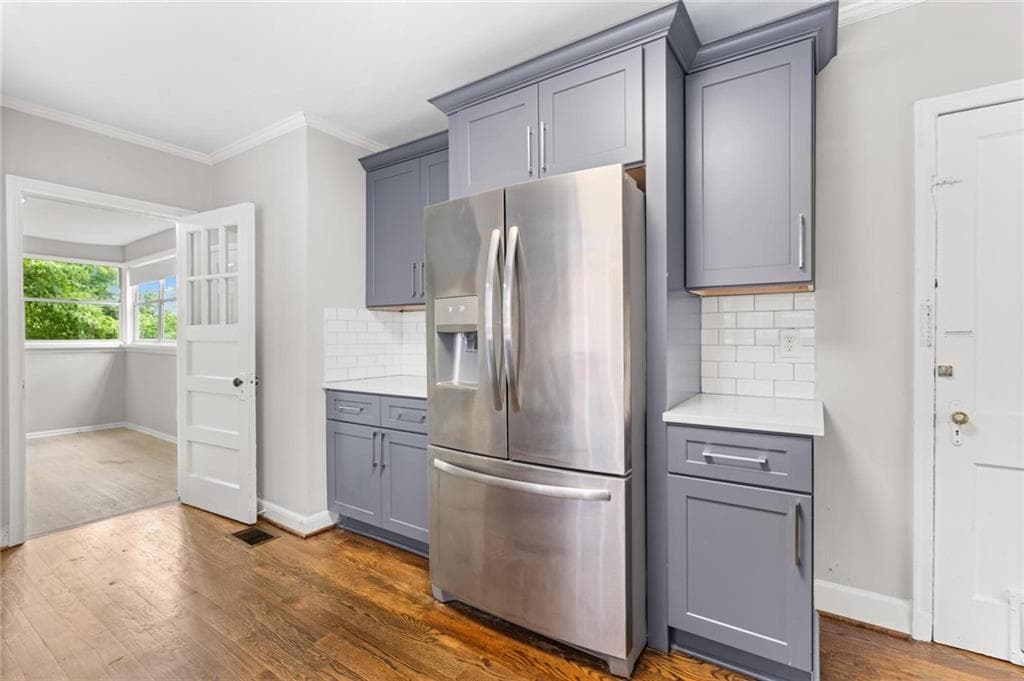 5 bedroom, 2 bathroom, 1,750 sq ft single family residence for sale at 469 Mellview Avenue, Atlanta, GA 30310 — photo 8