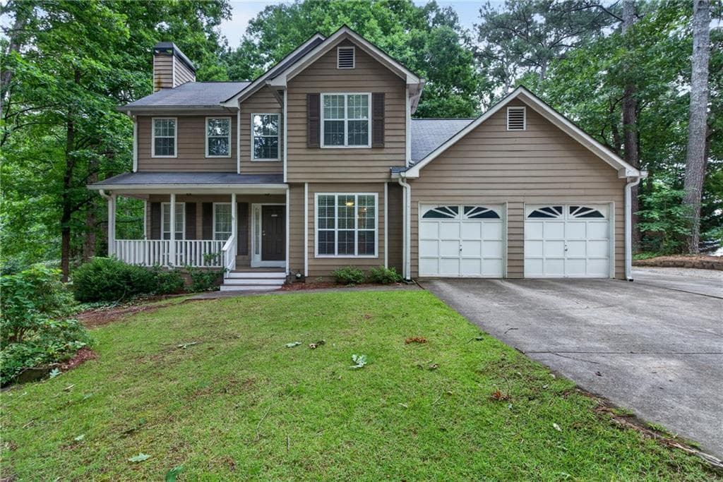 3 bedroom, 4 bathroom, 2,522 sq ft single family residence for sale at 148 Brentwood Way, Stockbridge, GA 30281 — photo 3