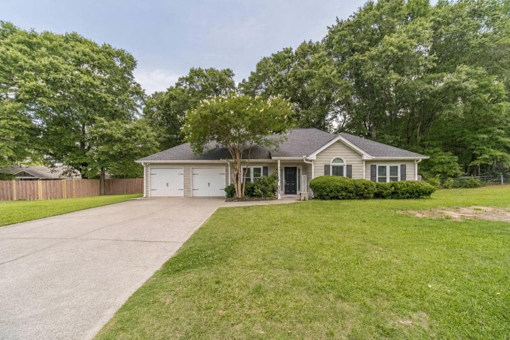4180 Fox Chase Drive, Loganville, GA 30052 — most recent listing photo