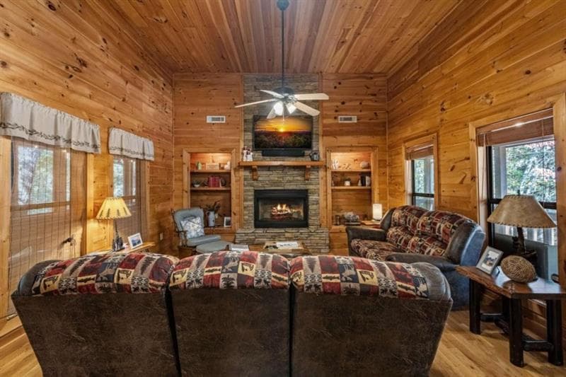 4 bedroom, 3 bathroom, 1,608 sq ft single family residence for sale at 196 Ethan Wilson Way, Morganton, GA 30560 — photo 8