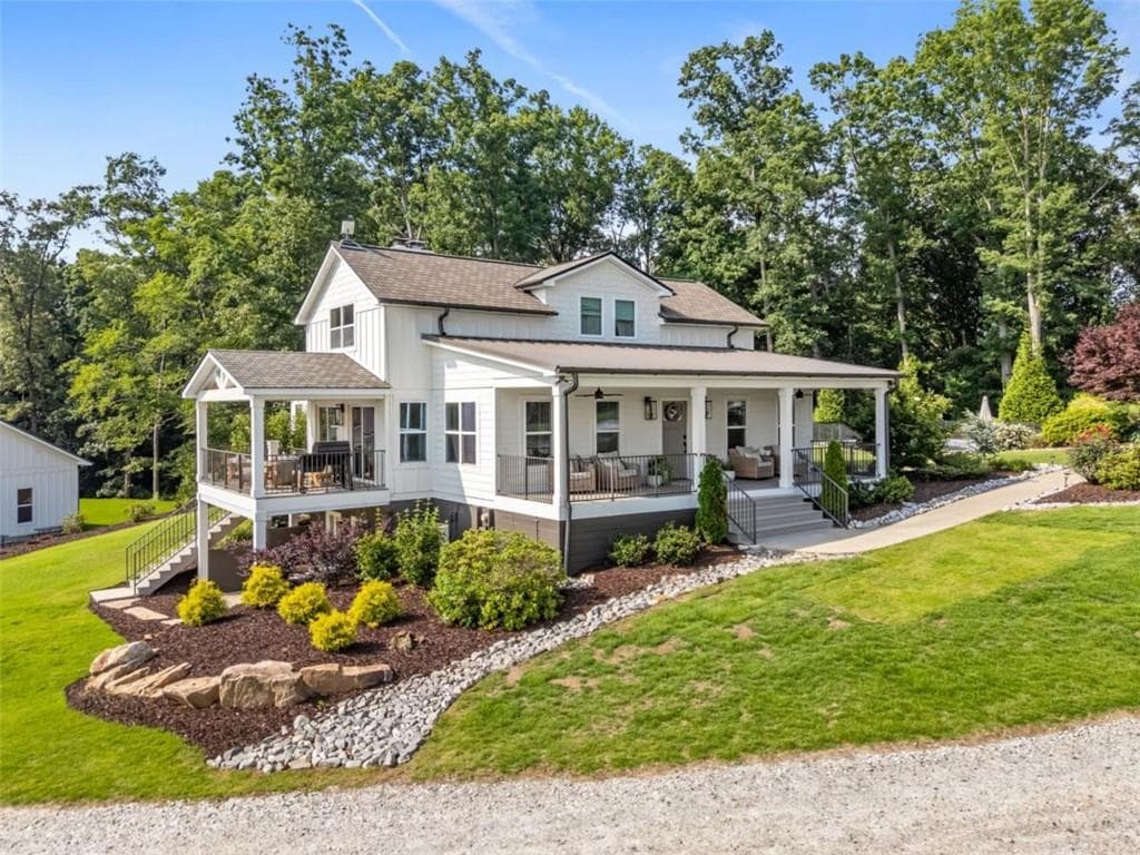 4 bedroom, 4 bathroom, 3,520 sq ft single family residence for sale at 305 Rolling Acres Court, Jefferson, GA 30549 — photo 7