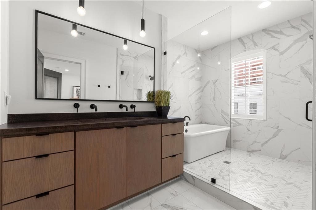 3 bedroom, 4 bathroom, 2,820 sq ft townhouse for sale at 3667 Peachtree Road 1, Atlanta, GA 30319 — photo 5