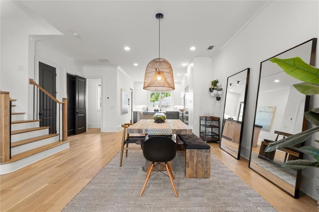 3 bedroom, 4 bathroom, 2,820 sq ft townhouse for sale at 3667 Peachtree Road 1, Atlanta, GA 30319 — photo 4
