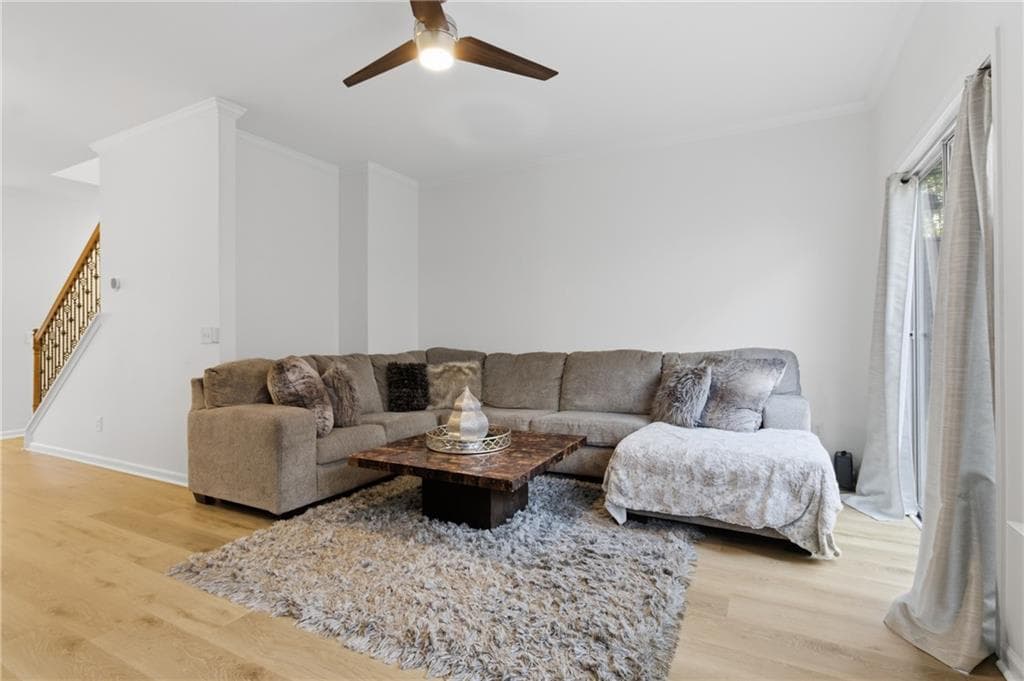 2 bedroom, 3 bathroom, 1,326 sq ft townhouse for sale at 1428 Liberty Parkway, Atlanta, GA 30318 — photo 9