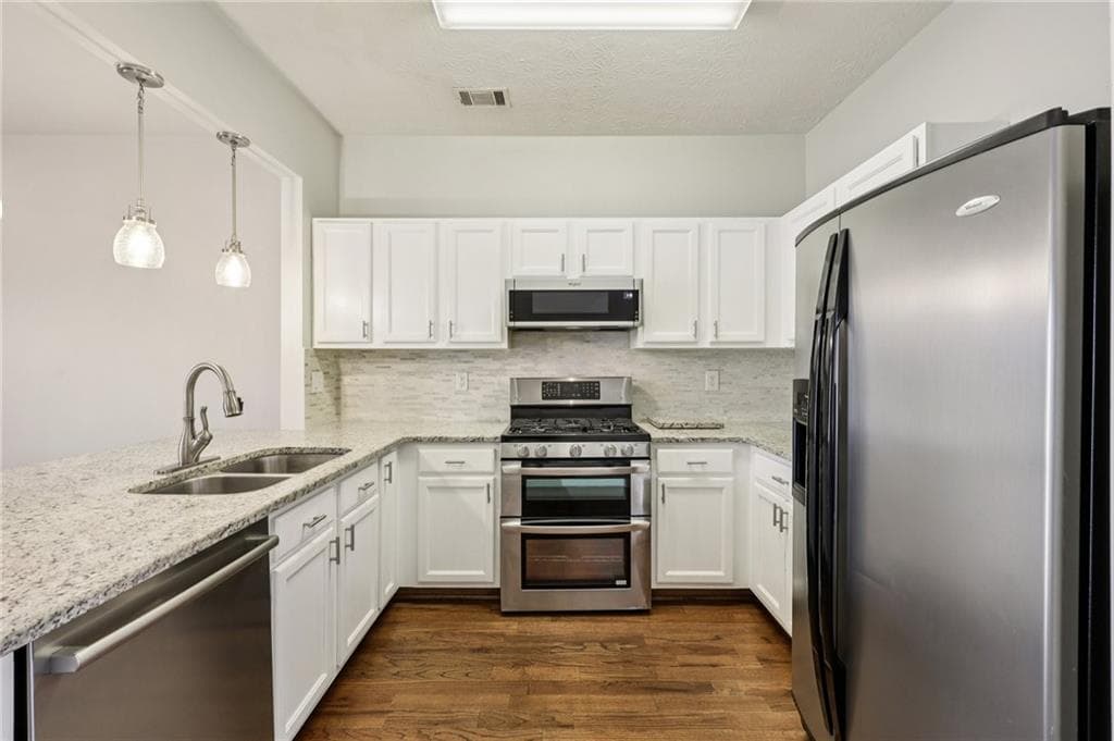 2 bedroom, 3 bathroom, 1,398 sq ft townhouse for sale at 1363 Penhurst Drive, Lawrenceville, GA 30043 — photo 9