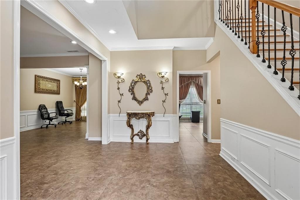 4 bedroom, 3 bathroom, 2,540 sq ft single family residence for sale at 2731 Spindletop Lane, Kennesaw, GA 30144 — photo 4