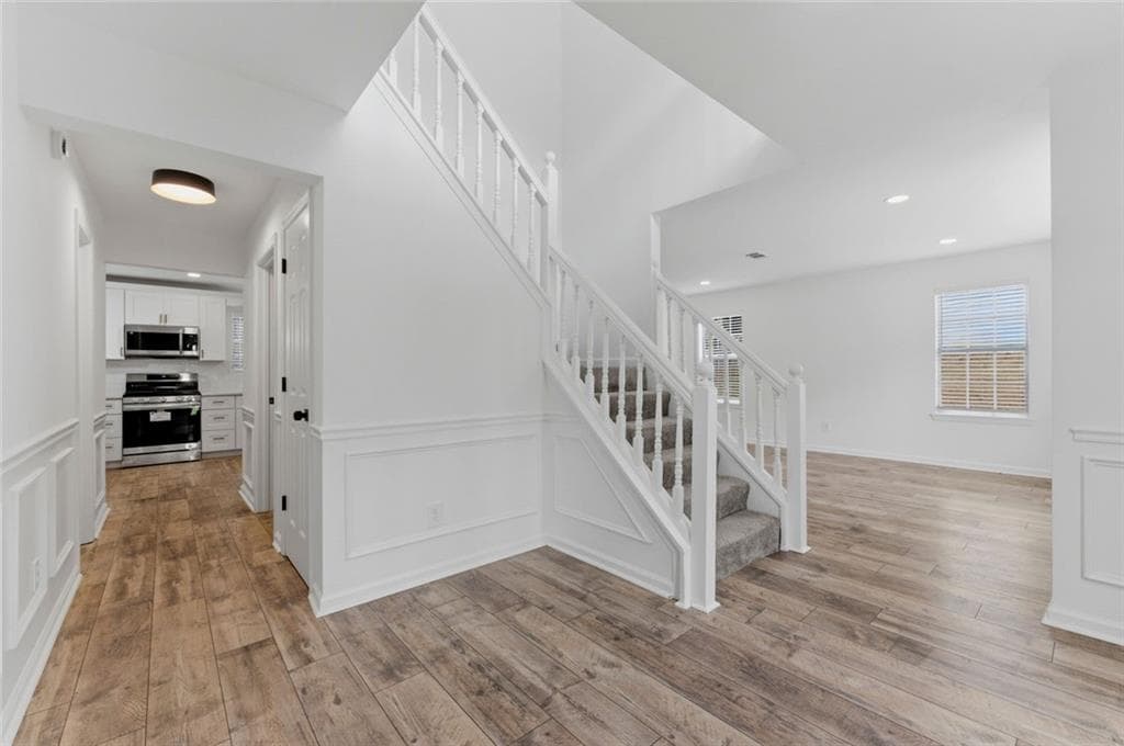 5 bedroom, 3 bathroom, 2,653 sq ft single family residence for sale at 691 Deshon Creek Drive, Lithonia, GA 30058 — photo 2